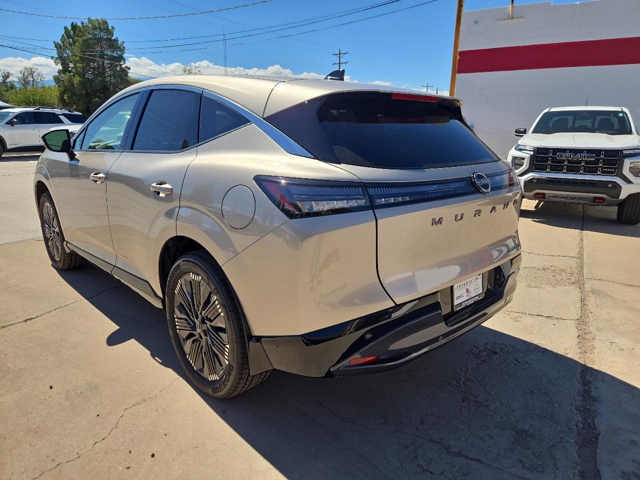 Nissan Murano AWD Platinum 2027