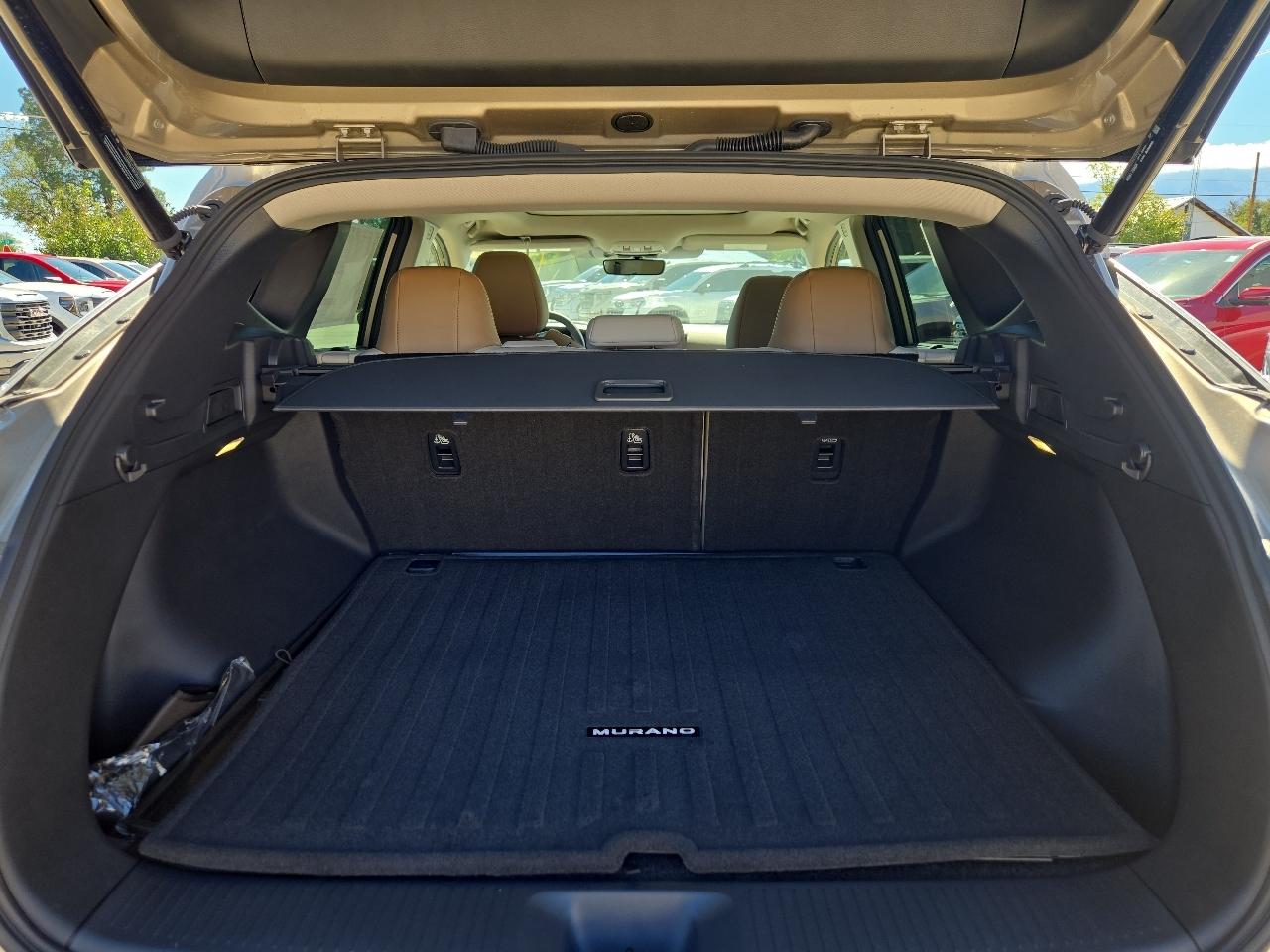 Nissan Murano AWD Platinum 2027