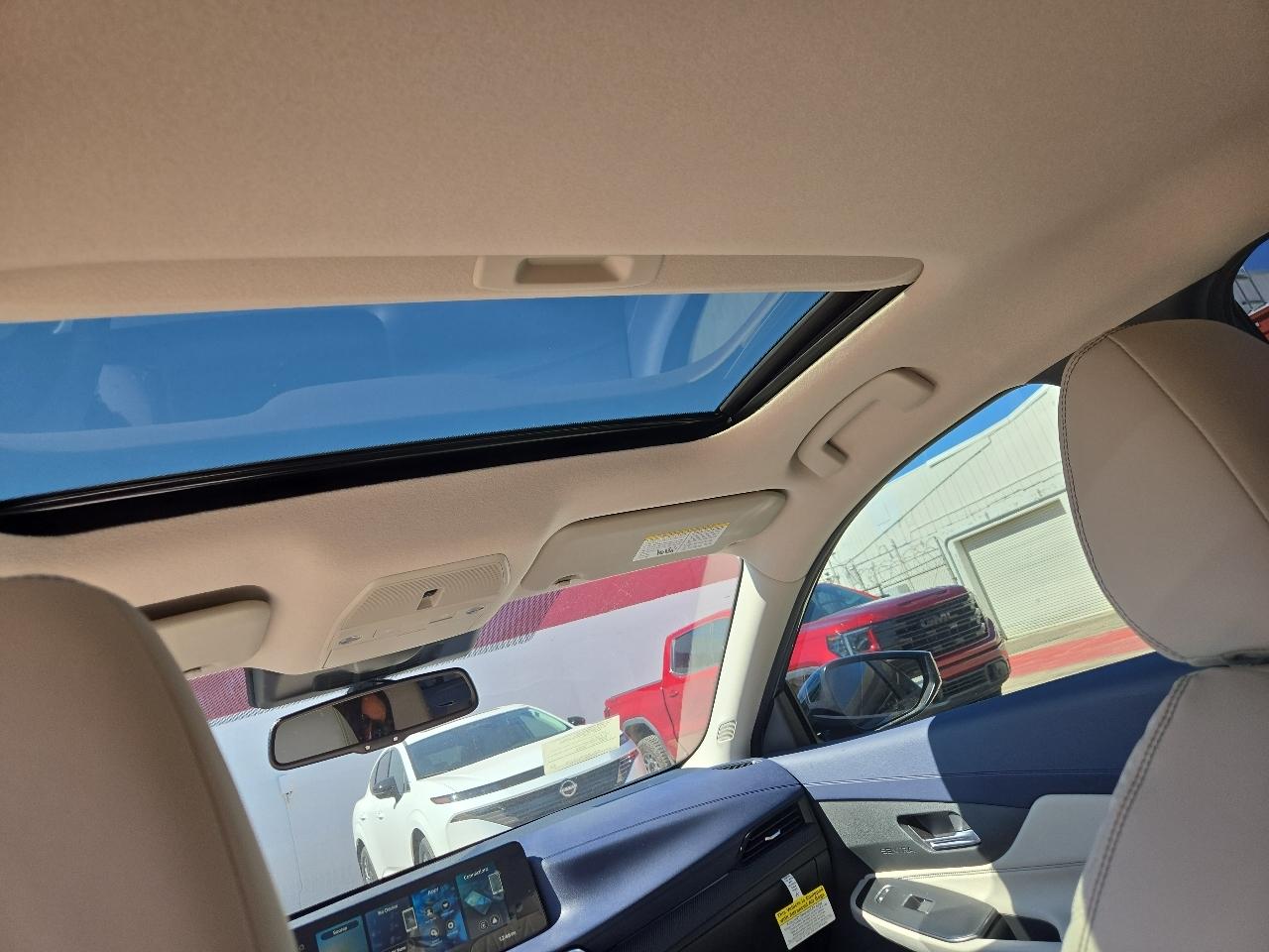 Nissan Sentra SL Sedan 2027