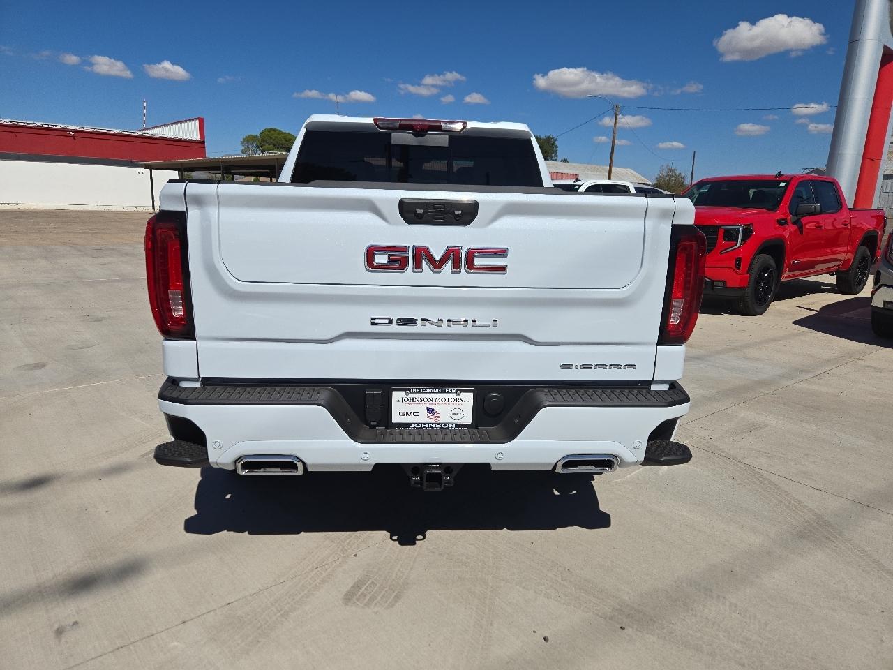 GMC Sierra photo 4