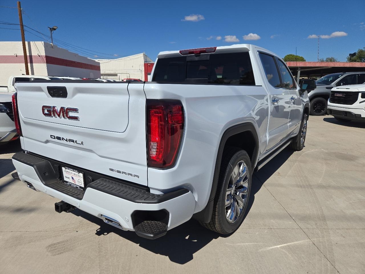 GMC Sierra photo 7