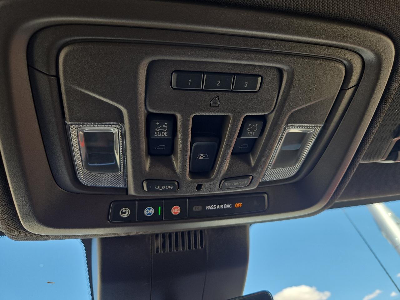 GMC Sierra photo 25