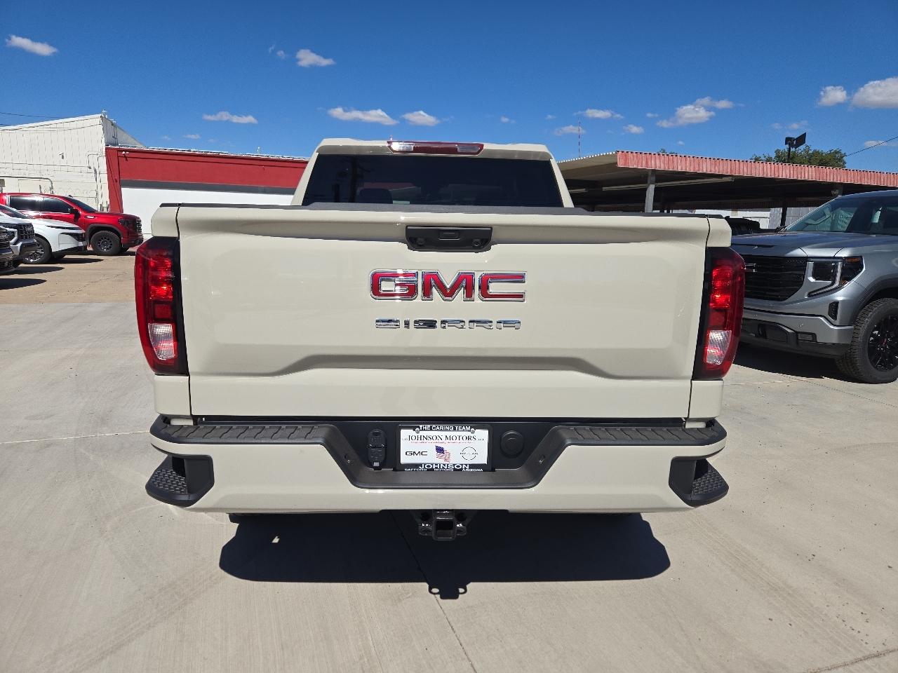 GMC Sierra photo 4