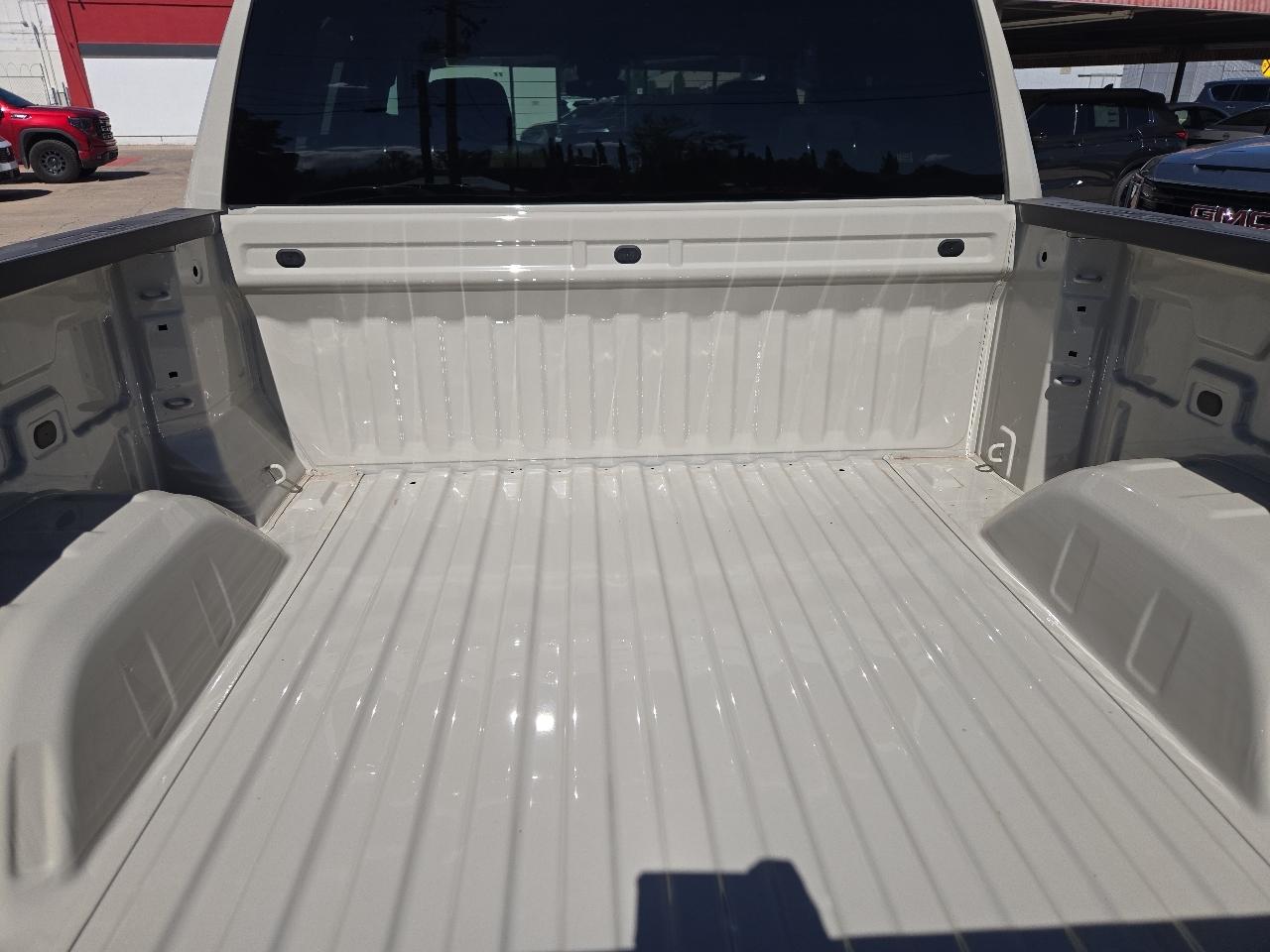 GMC Sierra photo 5