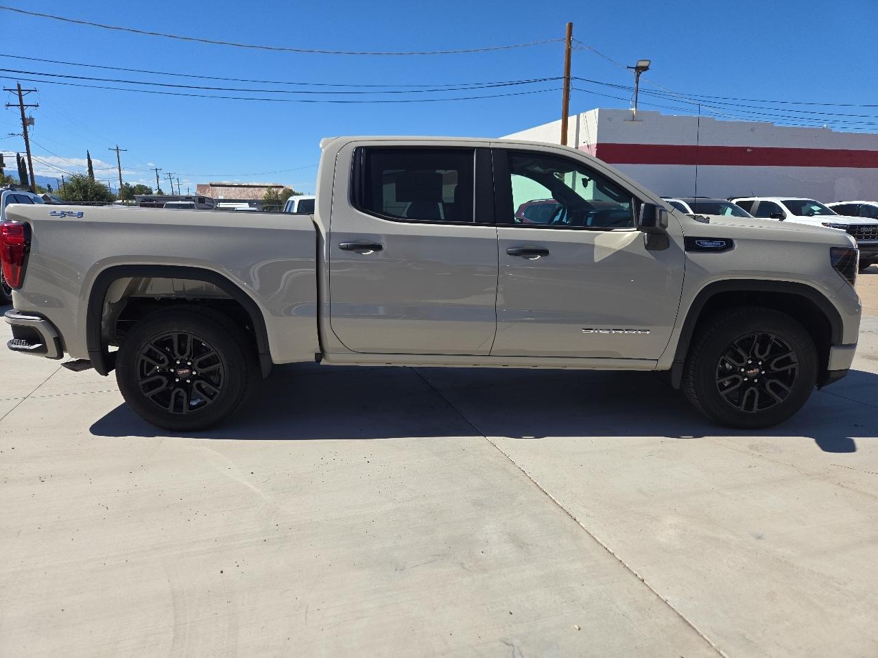 GMC Sierra photo 8