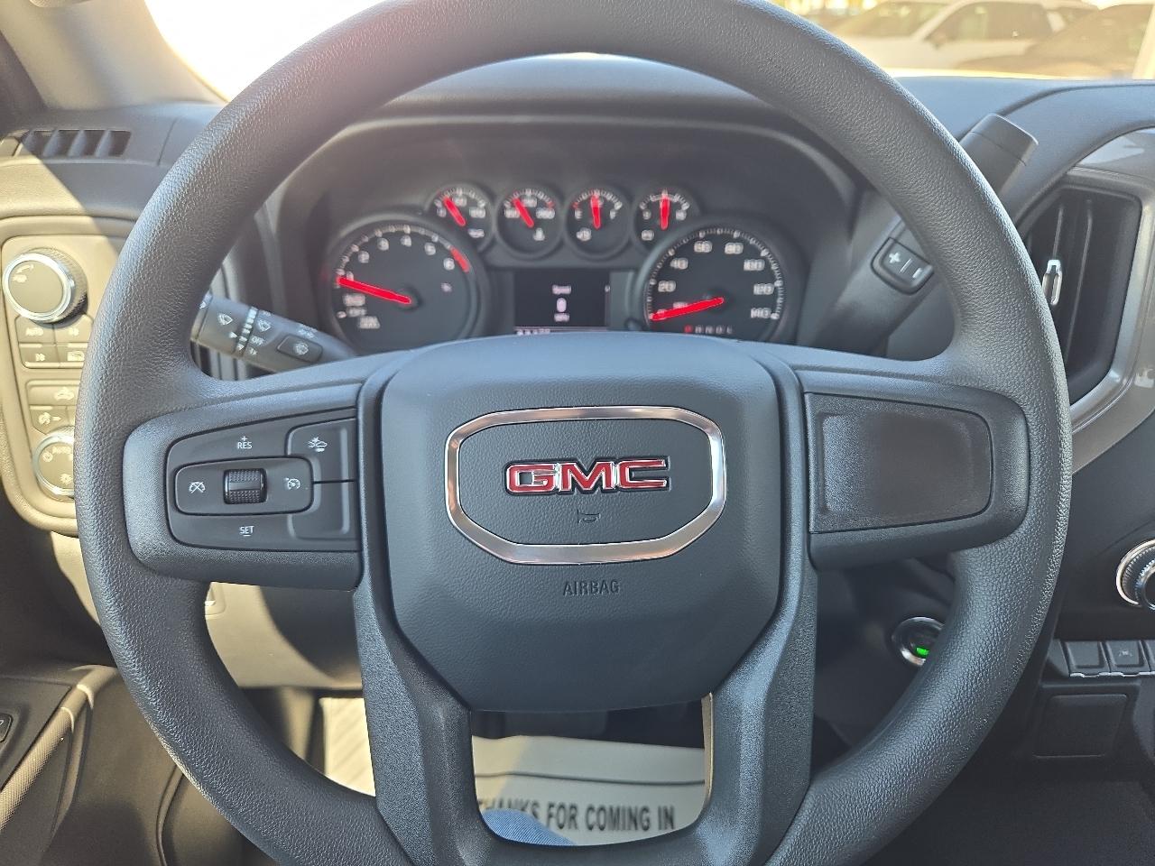 GMC Sierra photo 16