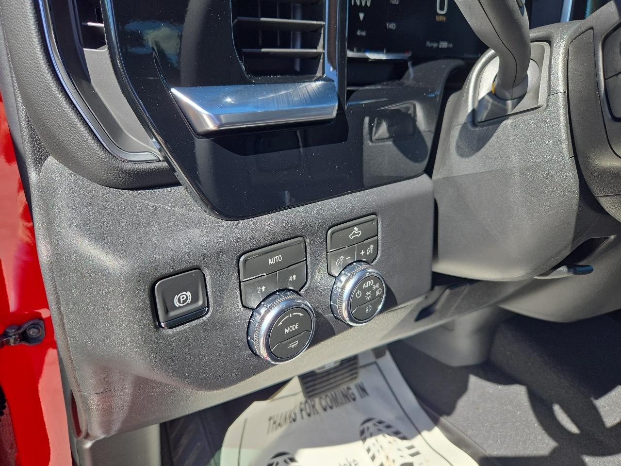 GMC Sierra photo 15