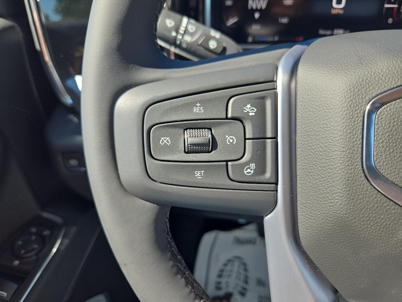 GMC Sierra photo 17