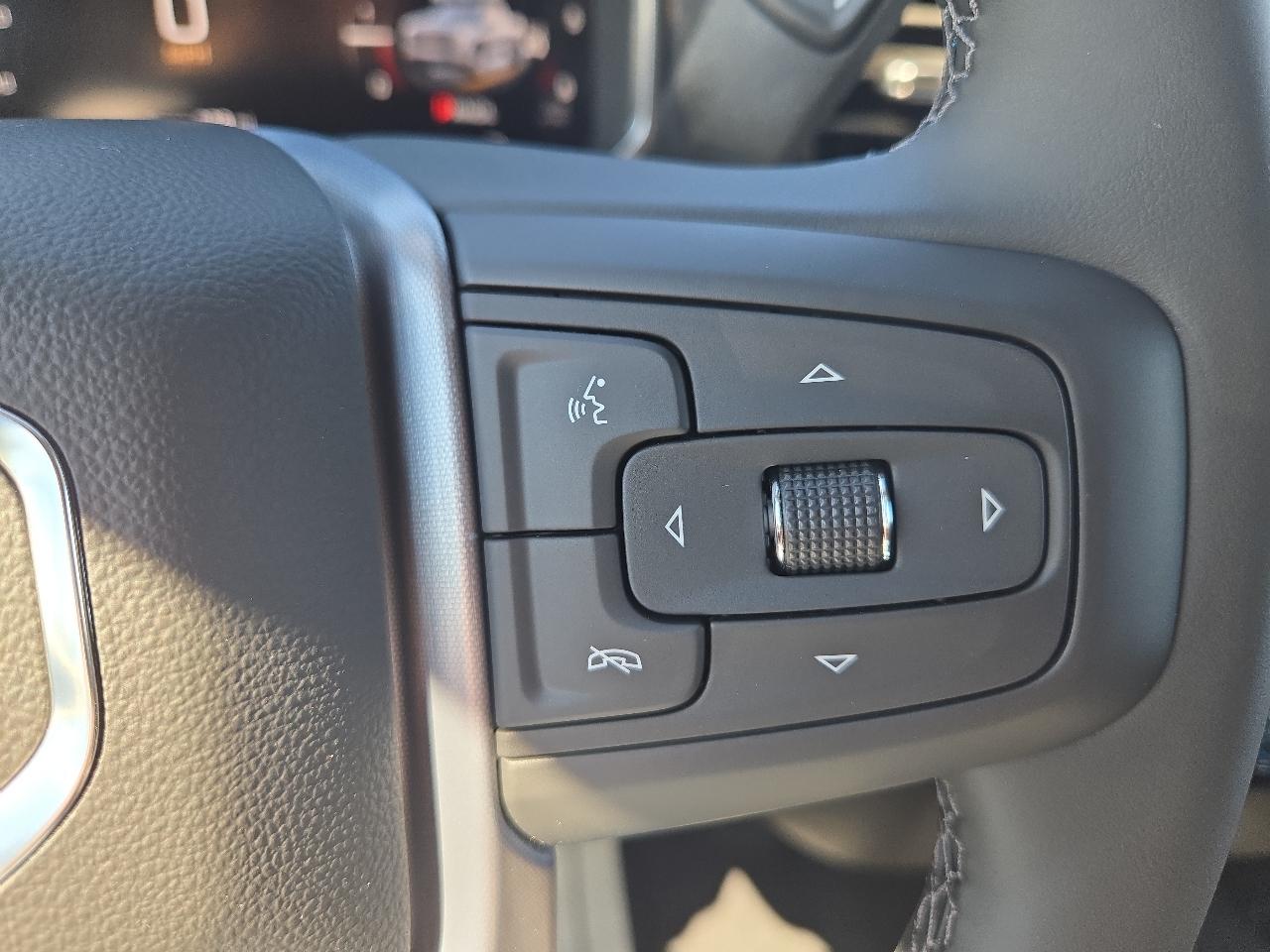 GMC Sierra photo 18