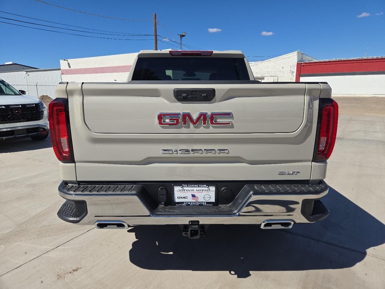 GMC Sierra photo 4