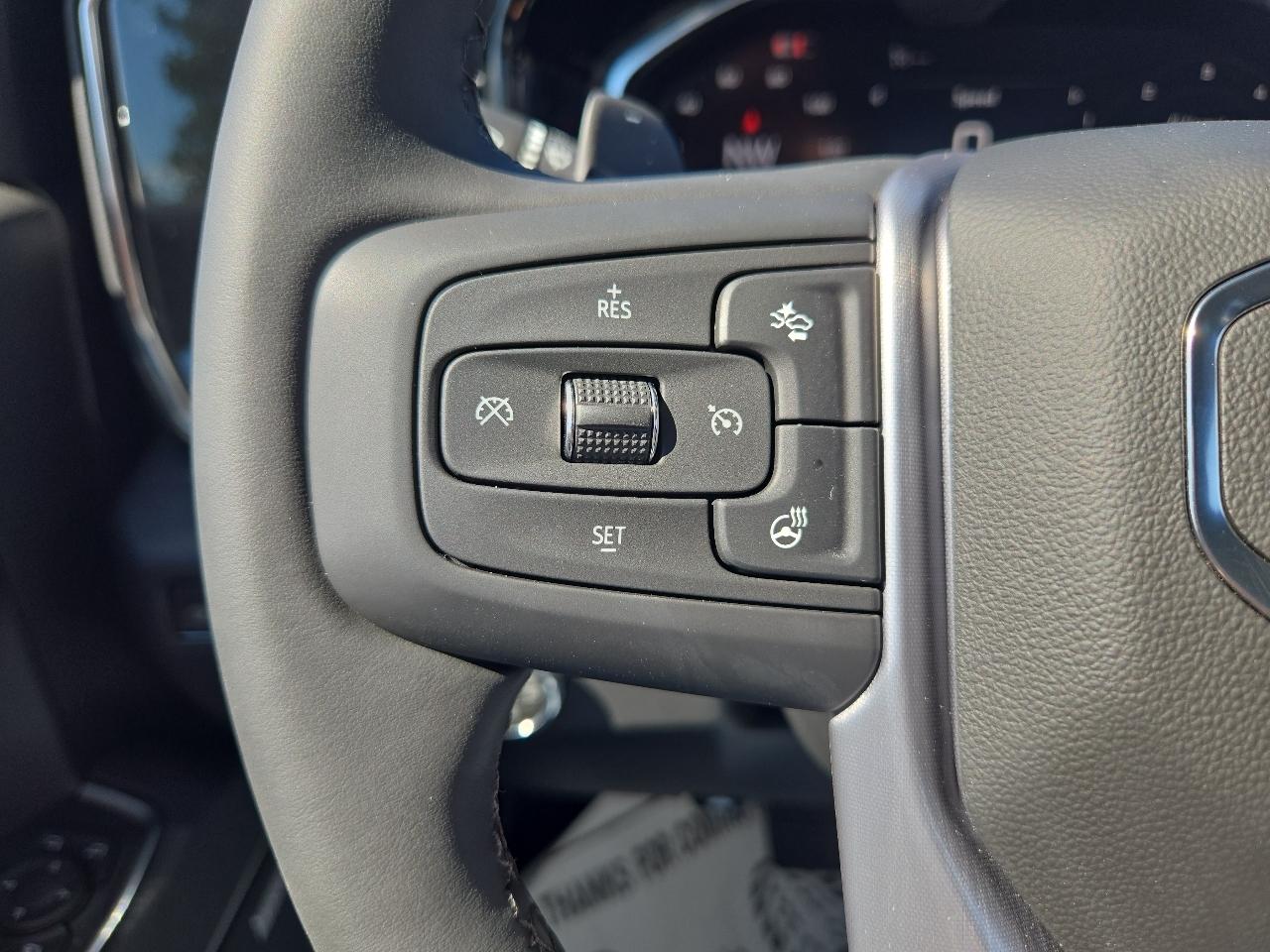 GMC Sierra photo 17