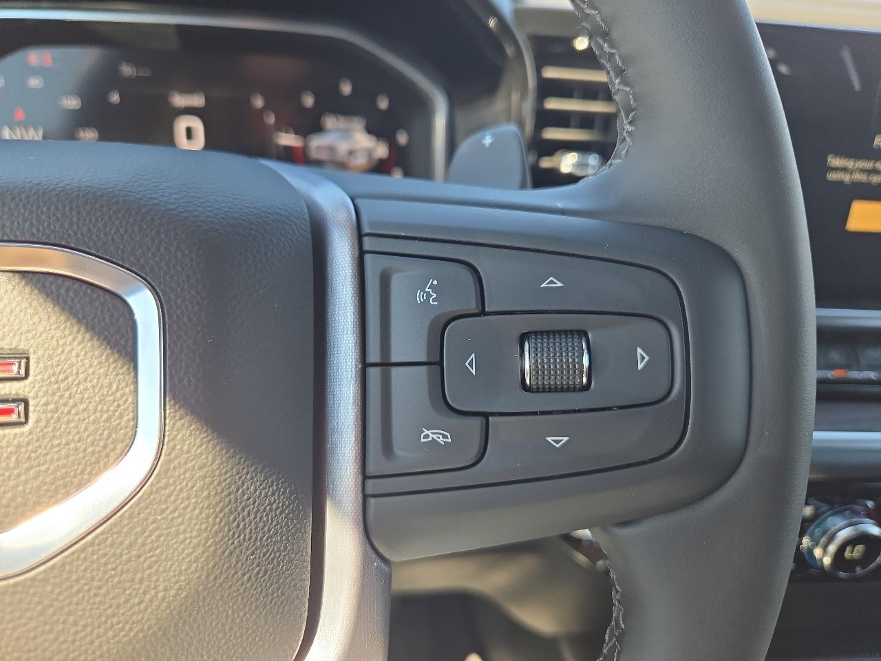 GMC Sierra photo 18