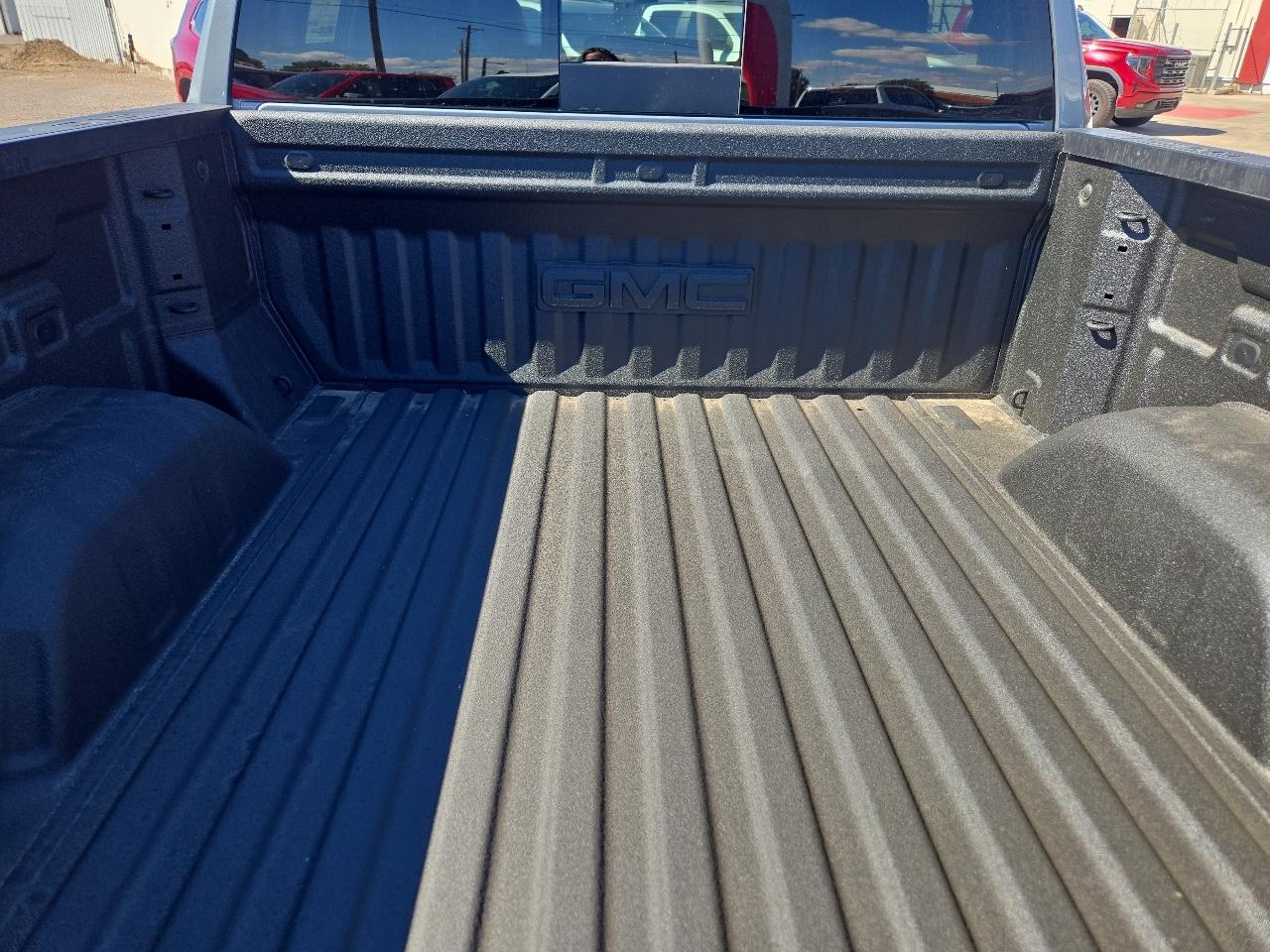 GMC Sierra photo 5