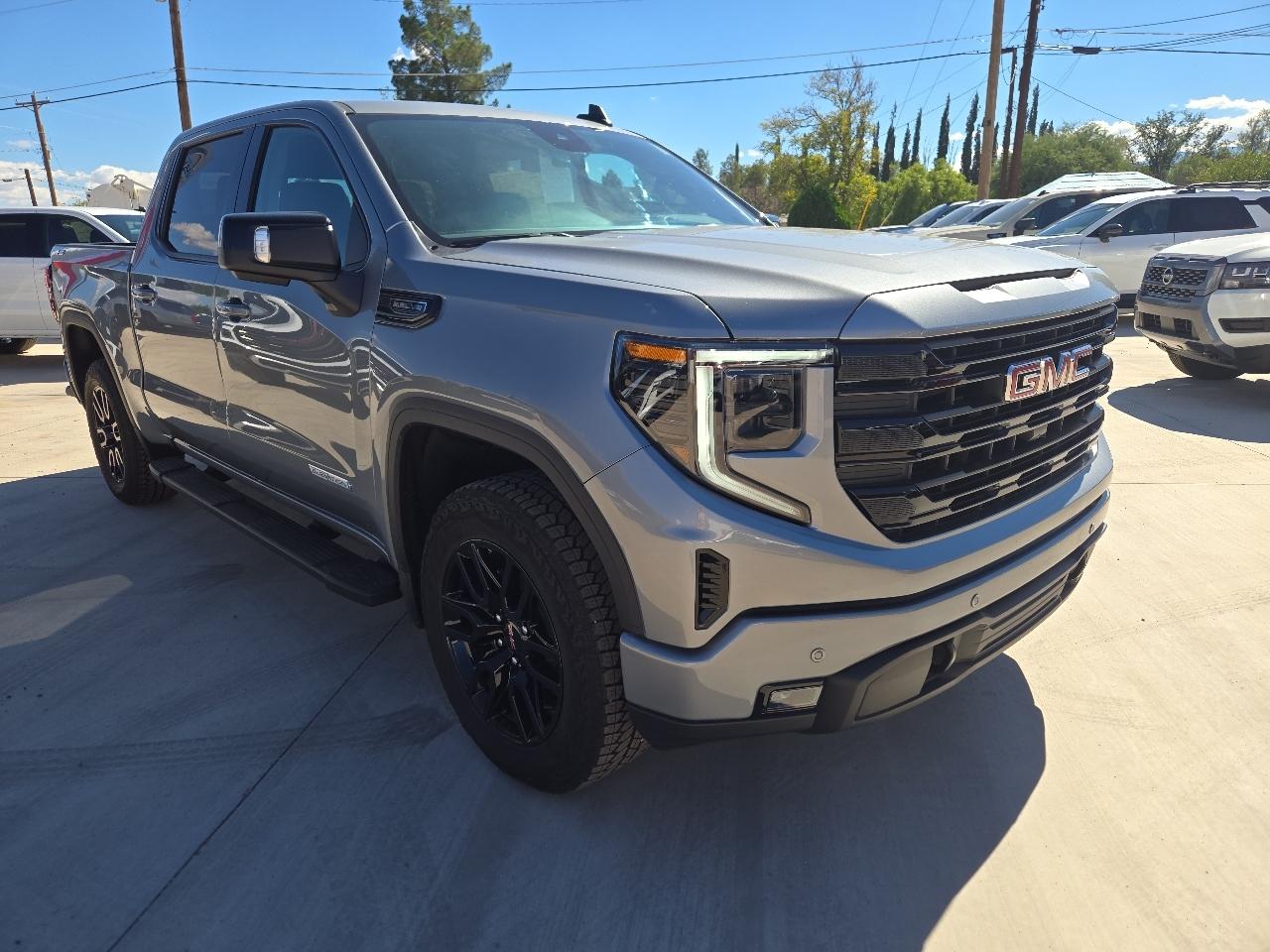 GMC Sierra photo 8