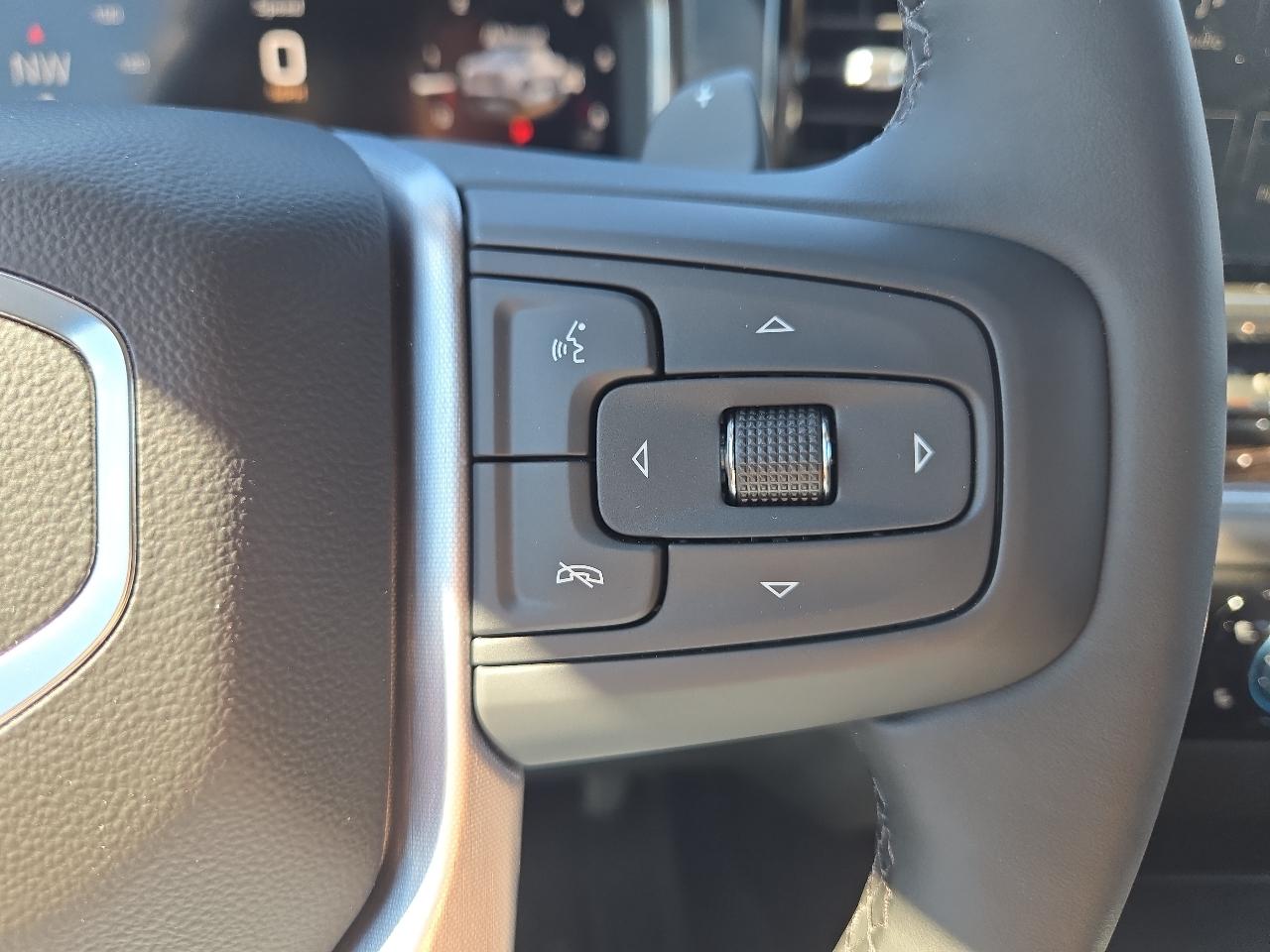 GMC Sierra photo 17