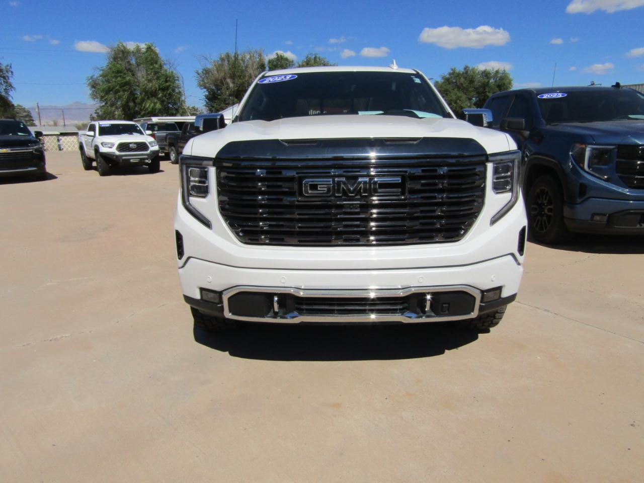 GMC Sierra 1500 4WD Crew Cab 147" Denali Ultimate 2023