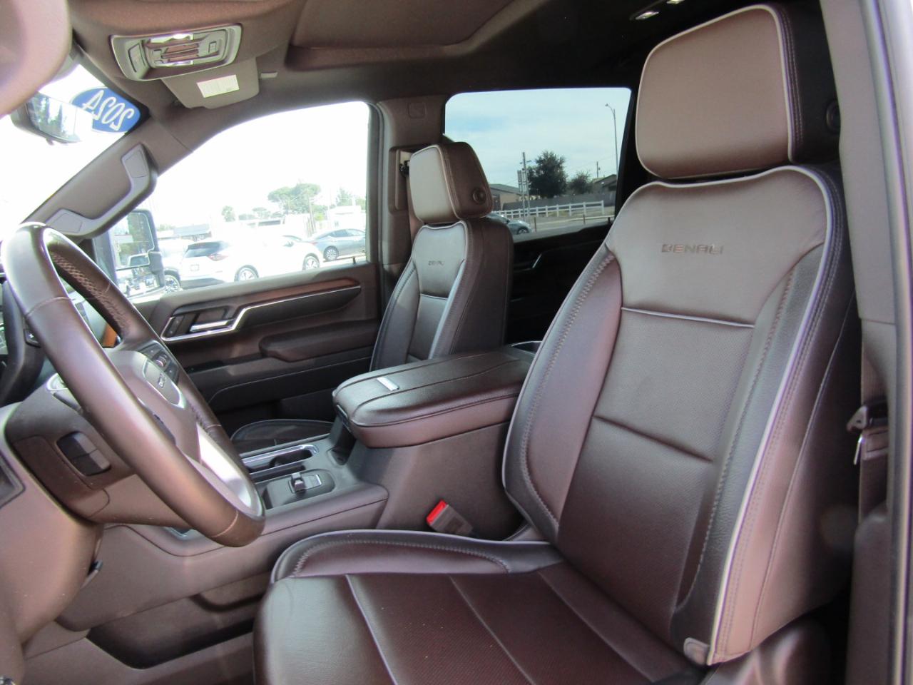 GMC Sierra 3500HD  2024