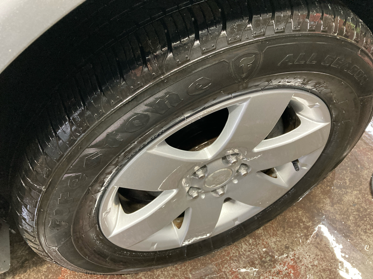 Saturn VUE FWD XR 2009