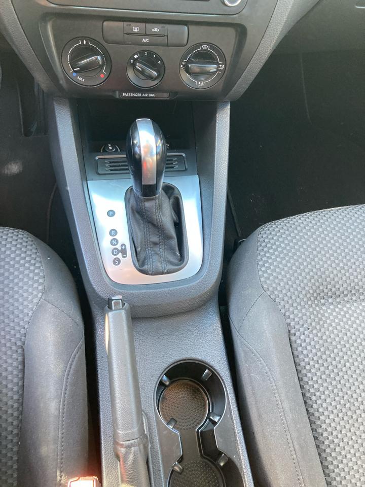 Volkswagen Jetta S 2014