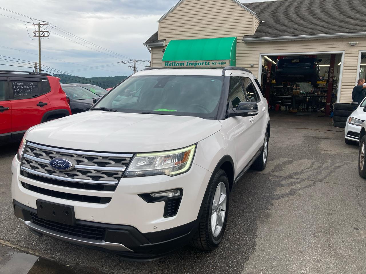 2018 Ford Explorer 4dr XLT