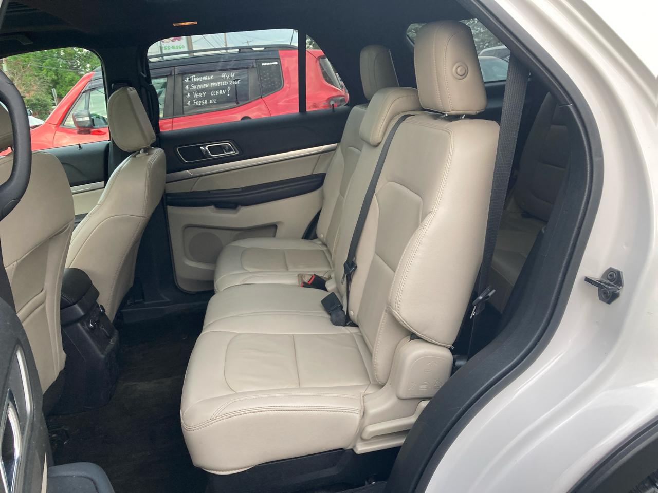 Ford Explorer 4dr XLT 2018