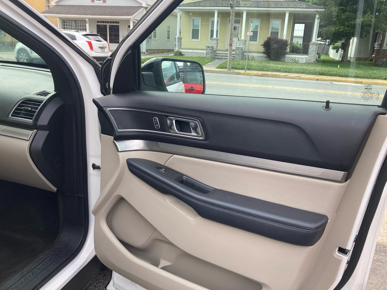 Ford Explorer 4dr XLT 2018