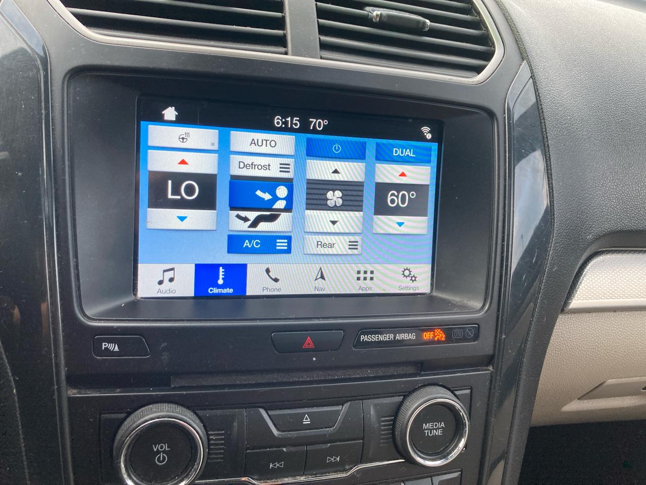 Ford Explorer 4dr XLT 2018