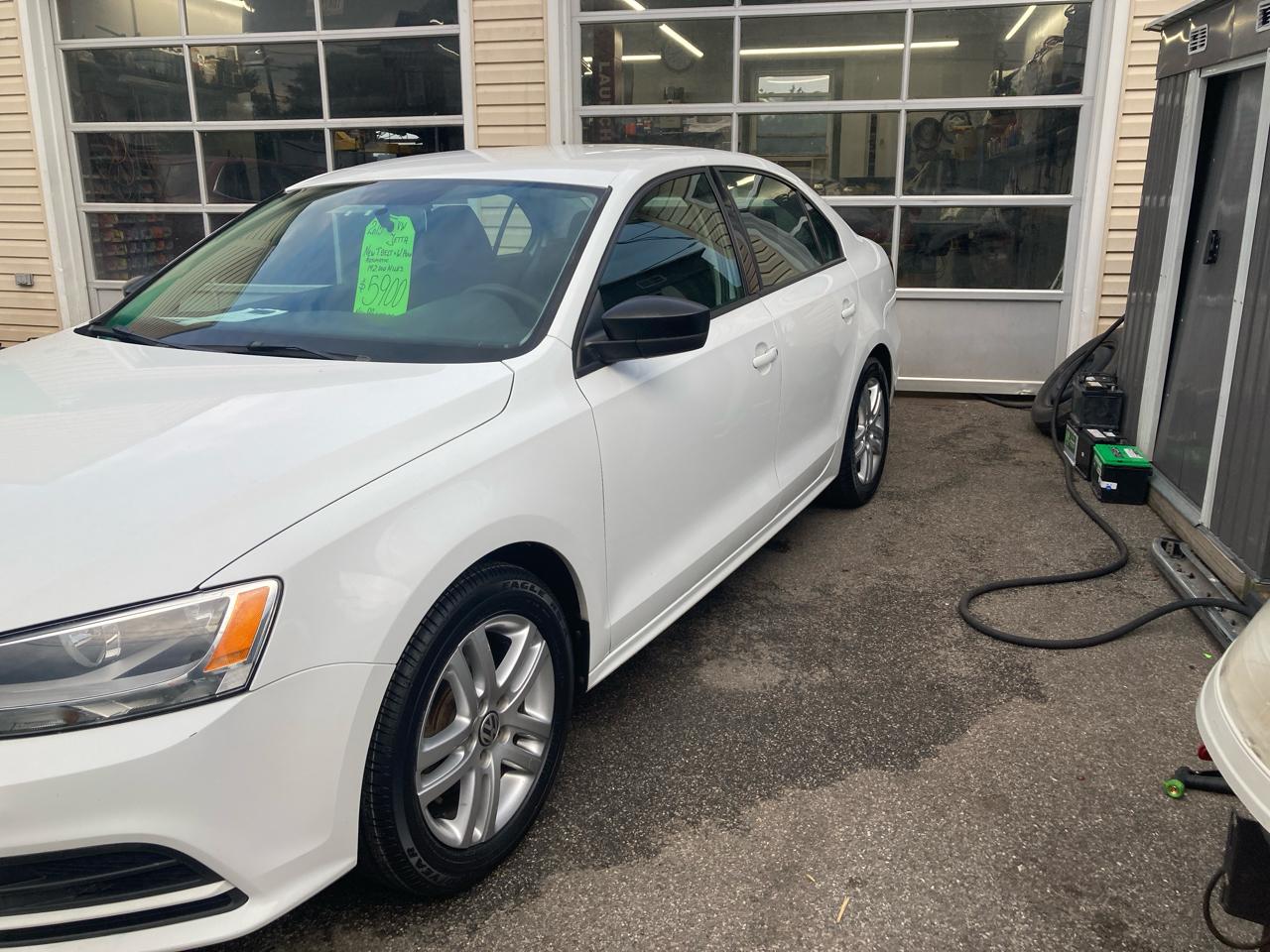 Volkswagen Jetta S 6A 2015