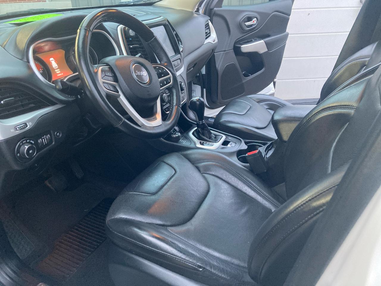 Jeep Cherokee Overland 4WD 2018