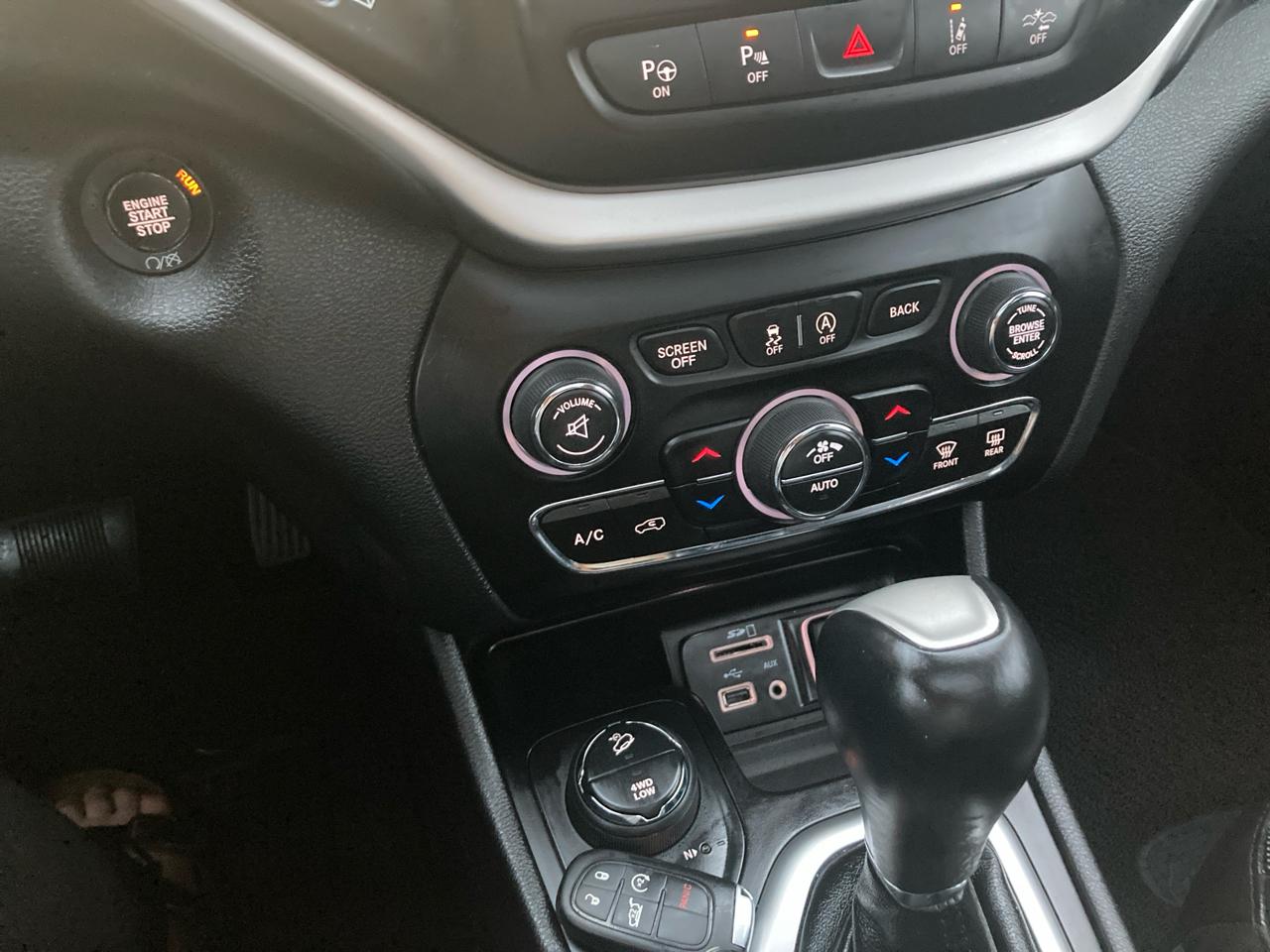 Jeep Cherokee Overland 4WD 2018