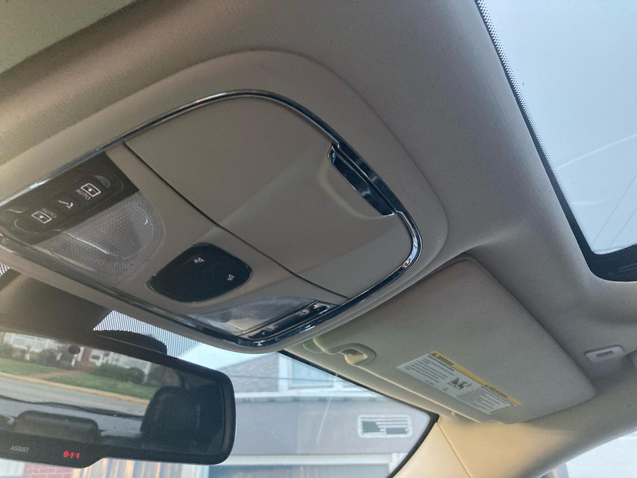 Jeep Cherokee Overland 4WD 2018