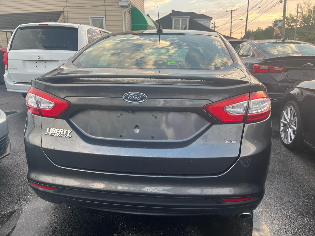 Ford Fusion SE 2015