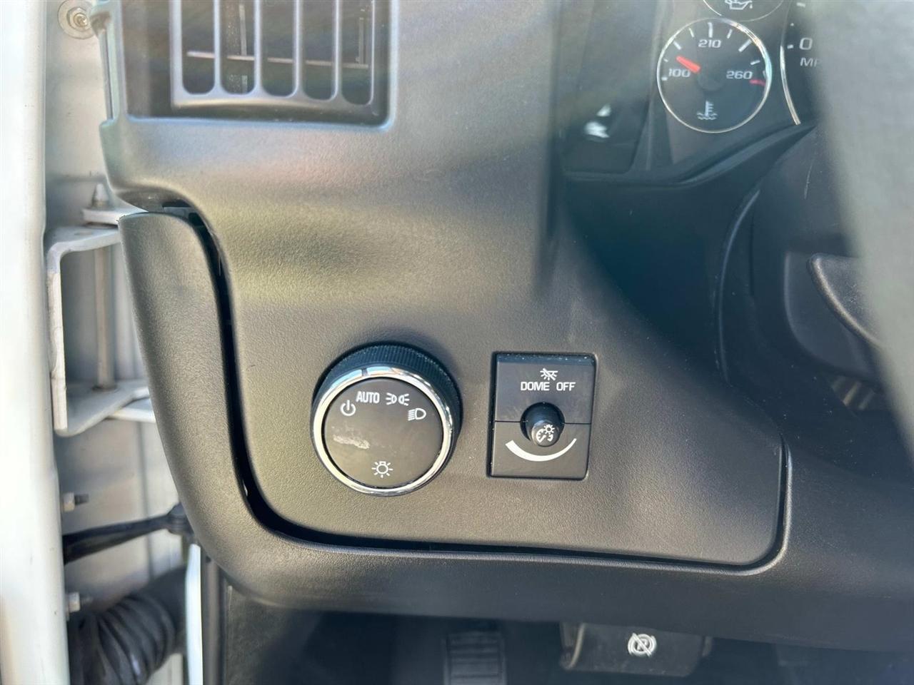 Chevrolet Express Passenger RWD 3500 155" LS 2023