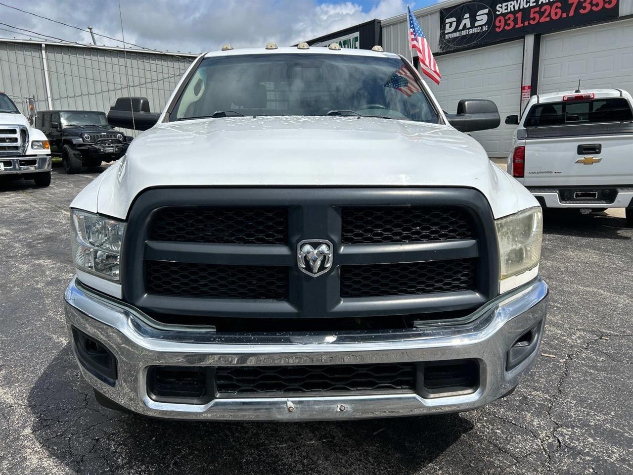 RAM 3500 Chassis Cab Tradesman 4WD Crew Cab 60" CA 172.4" WB 2018