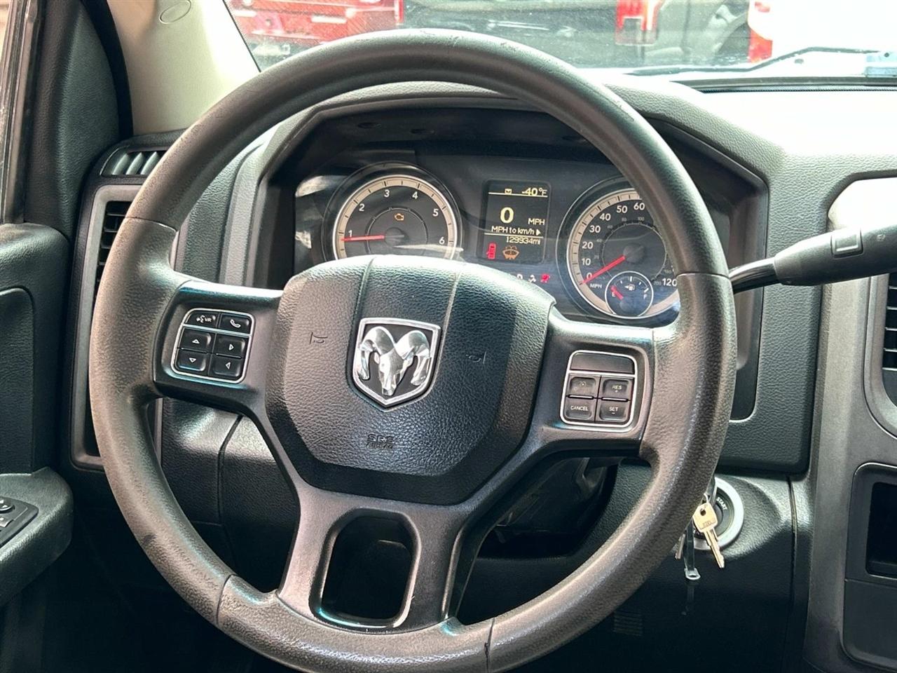 RAM 3500 Chassis Cab Tradesman 4WD Crew Cab 60" CA 172.4" WB 2018