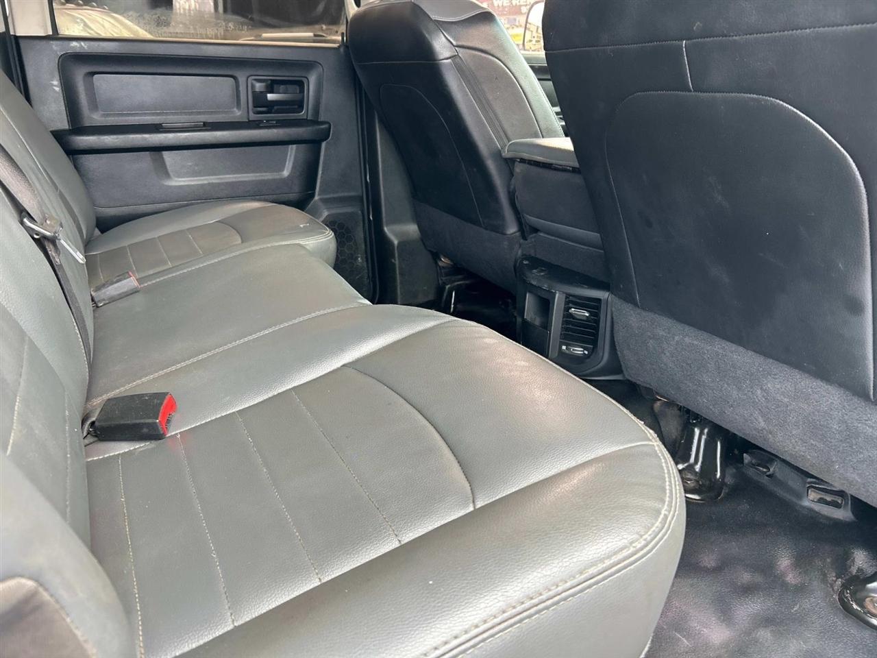 RAM 3500 Chassis Cab Tradesman 4WD Crew Cab 60" CA 172.4" WB 2018