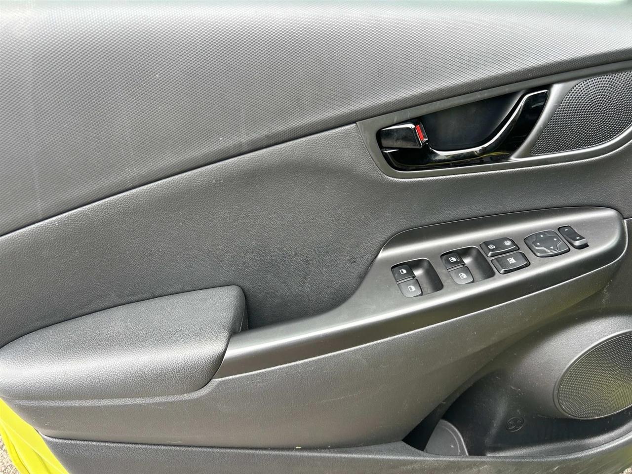 Hyundai Kona Limited DCT FWD 2020