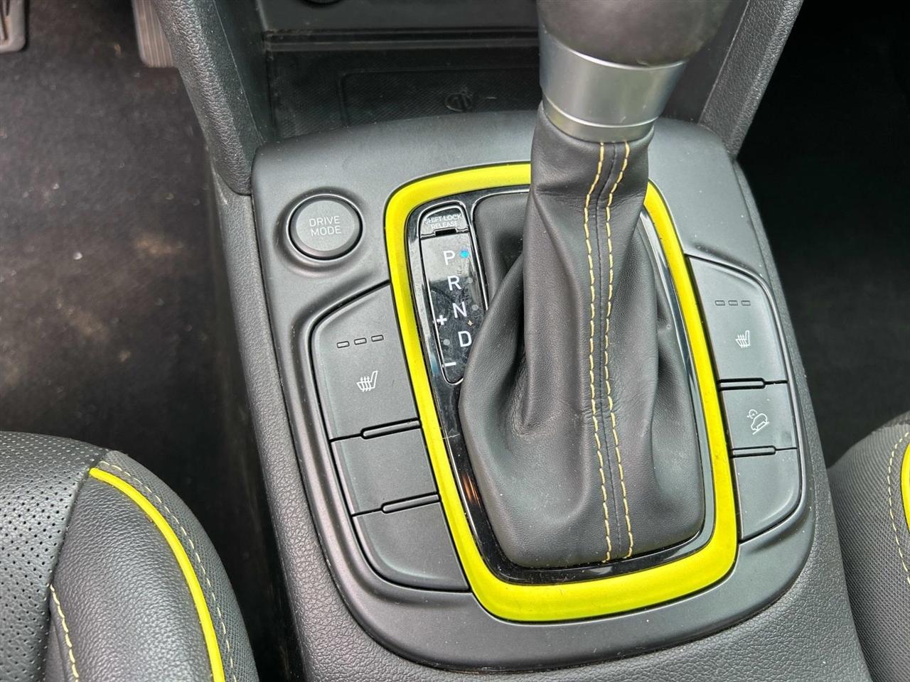 Hyundai Kona Limited DCT FWD 2020