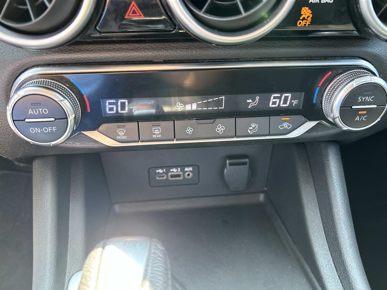 Nissan Sentra SV 4D Sedan 2021 Nissan Sentra SV 4D Sedan 2021