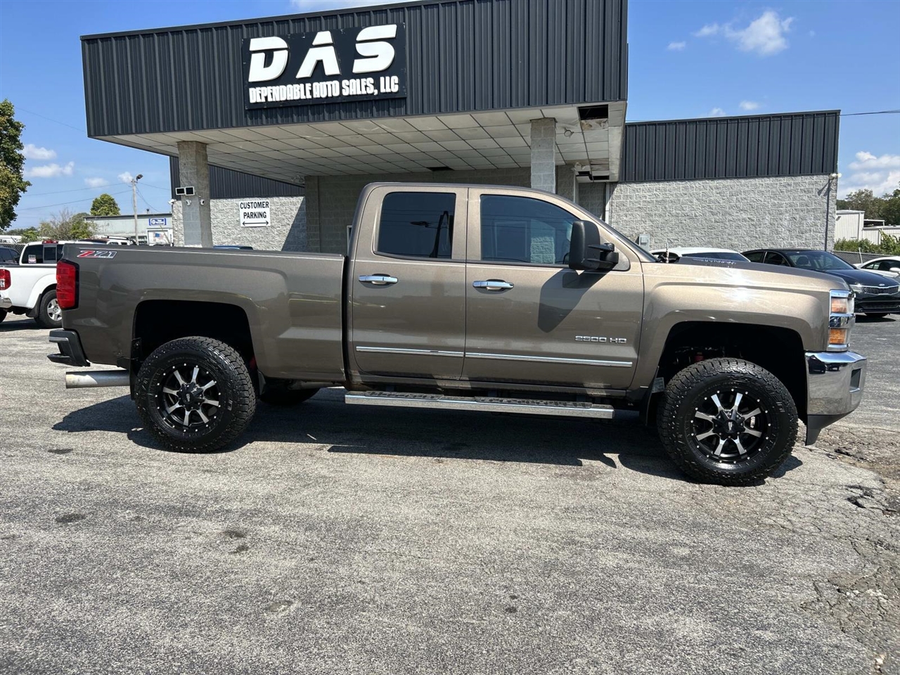 Chevrolet Silverado 2500HD 4WD Double Cab 144.2" LTZ 2015 Chevrolet Silverado 2500HD 4WD Double Cab 144.2" LTZ 2015