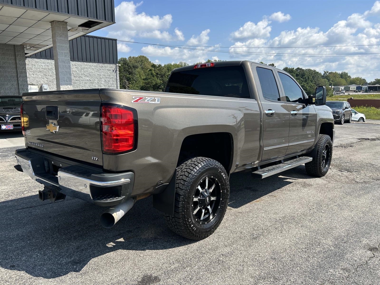 Chevrolet Silverado 2500HD 4WD Double Cab 144.2" LTZ 2015 Chevrolet Silverado 2500HD 4WD Double Cab 144.2" LTZ 2015
