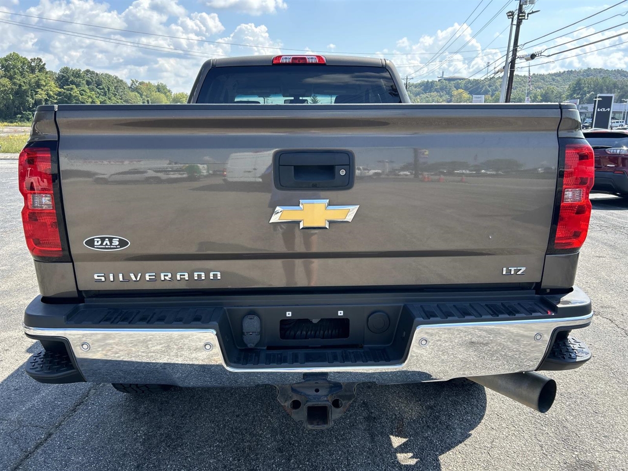 Chevrolet Silverado 2500HD 4WD Double Cab 144.2" LTZ 2015 Chevrolet Silverado 2500HD 4WD Double Cab 144.2" LTZ 2015