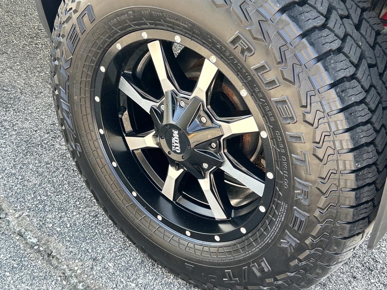 Chevrolet Silverado 2500HD 4WD Double Cab 144.2" LTZ 2015 Chevrolet Silverado 2500HD 4WD Double Cab 144.2" LTZ 2015