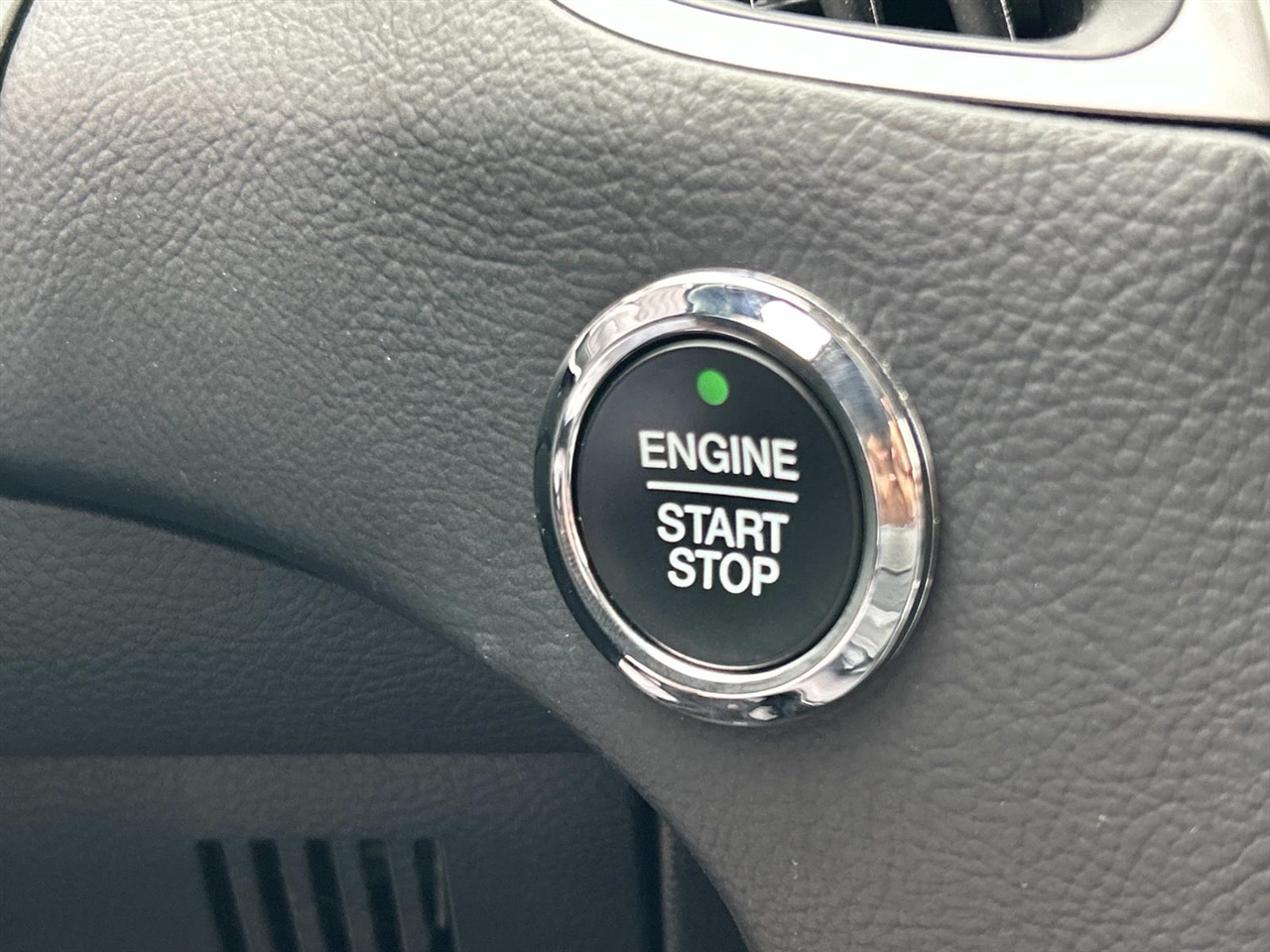 Ford Edge SEL AWD 2024