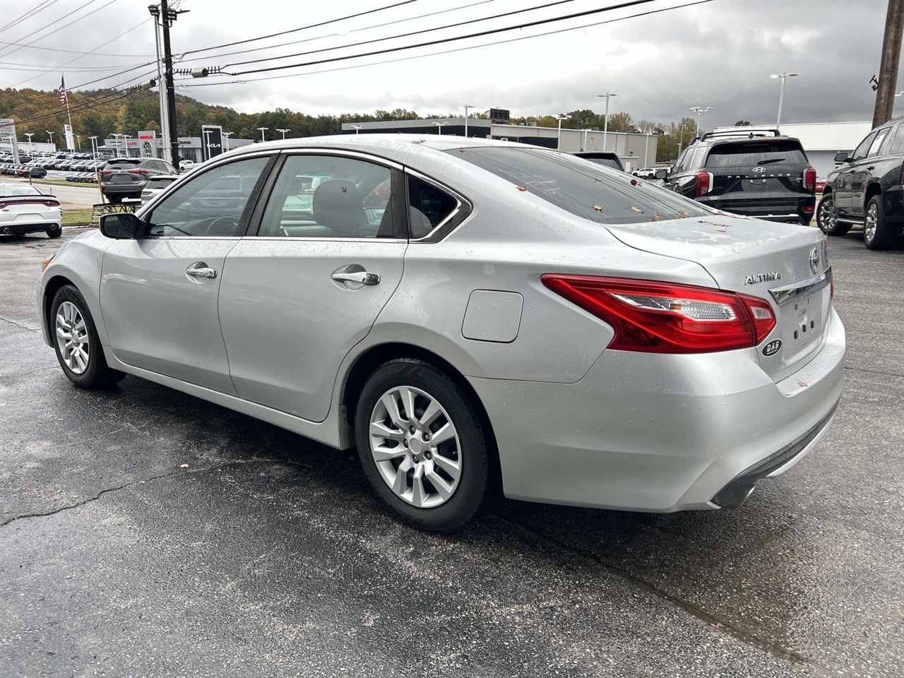 Nissan Altima 4dr Sdn I4 2.5 2016 Nissan Altima 4dr Sdn I4 2.5 2016