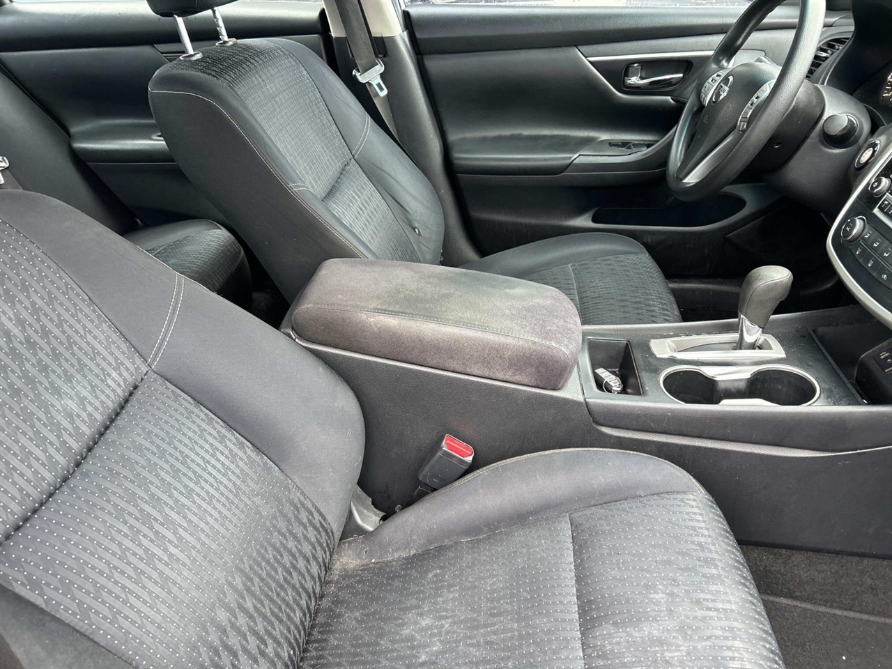 Nissan Altima 4dr Sdn I4 2.5 2016 Nissan Altima 4dr Sdn I4 2.5 2016