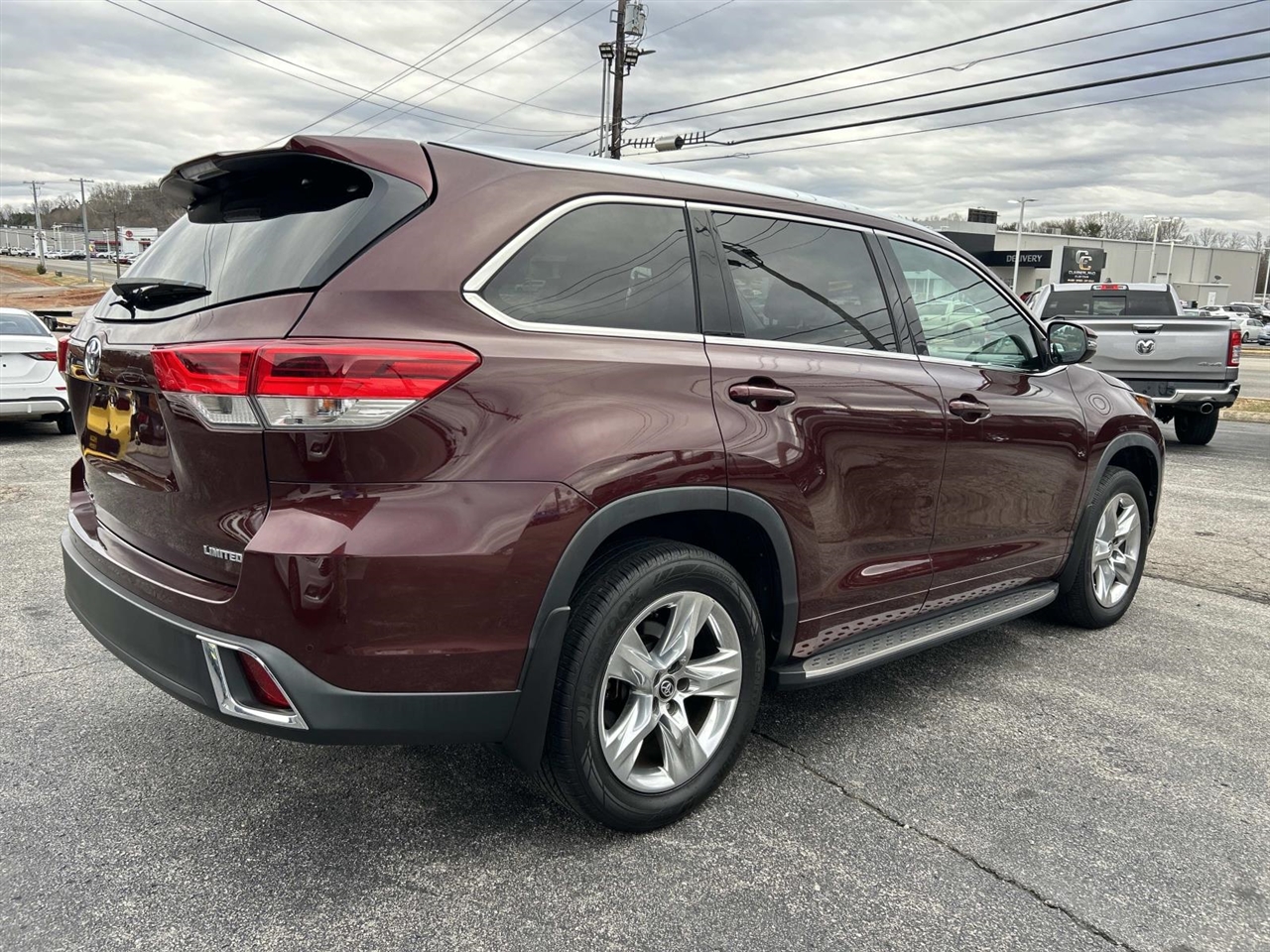 Toyota Highlander Limited V6 FWD (Natl) 2019