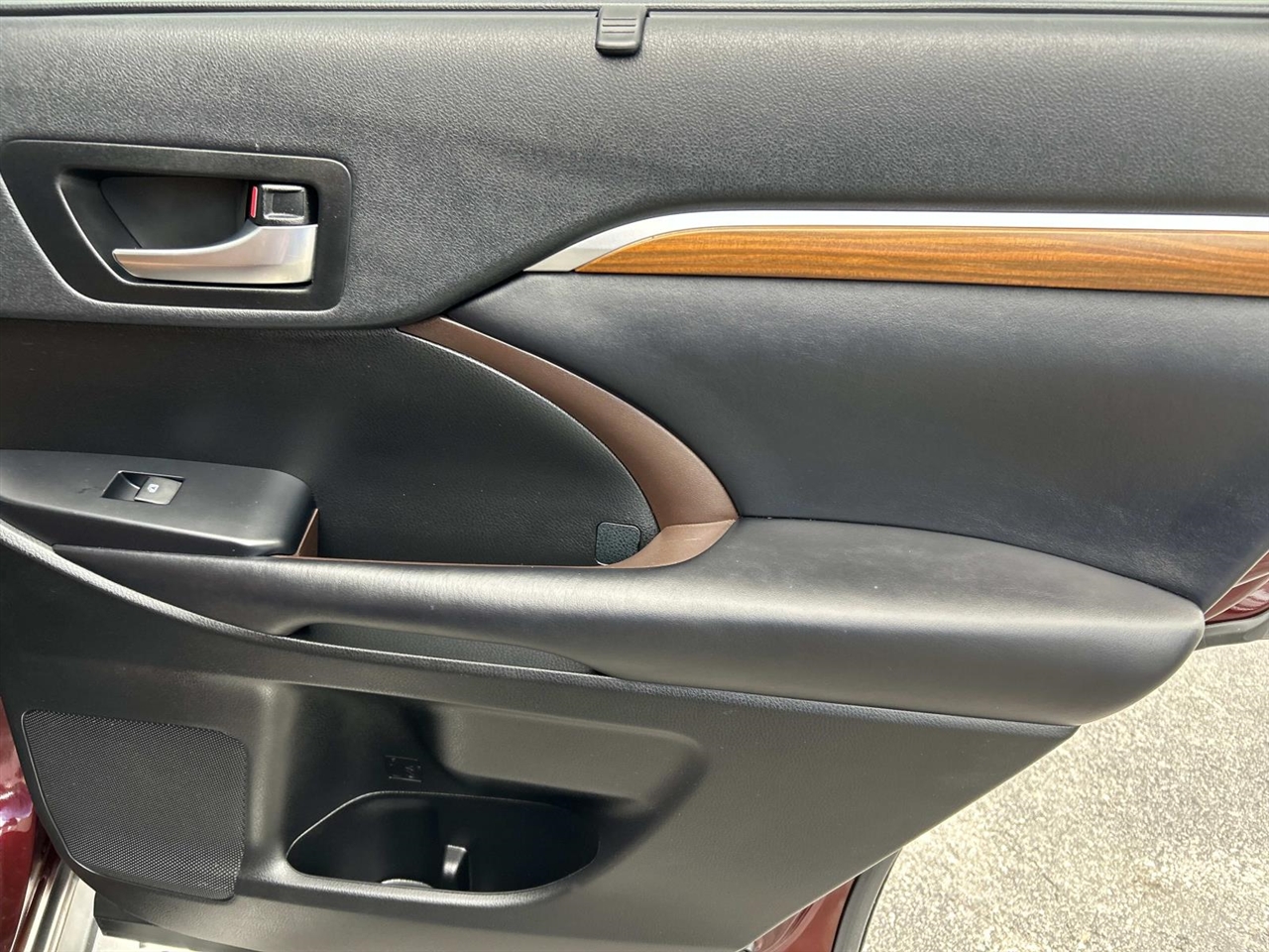 Toyota Highlander Limited V6 FWD (Natl) 2019