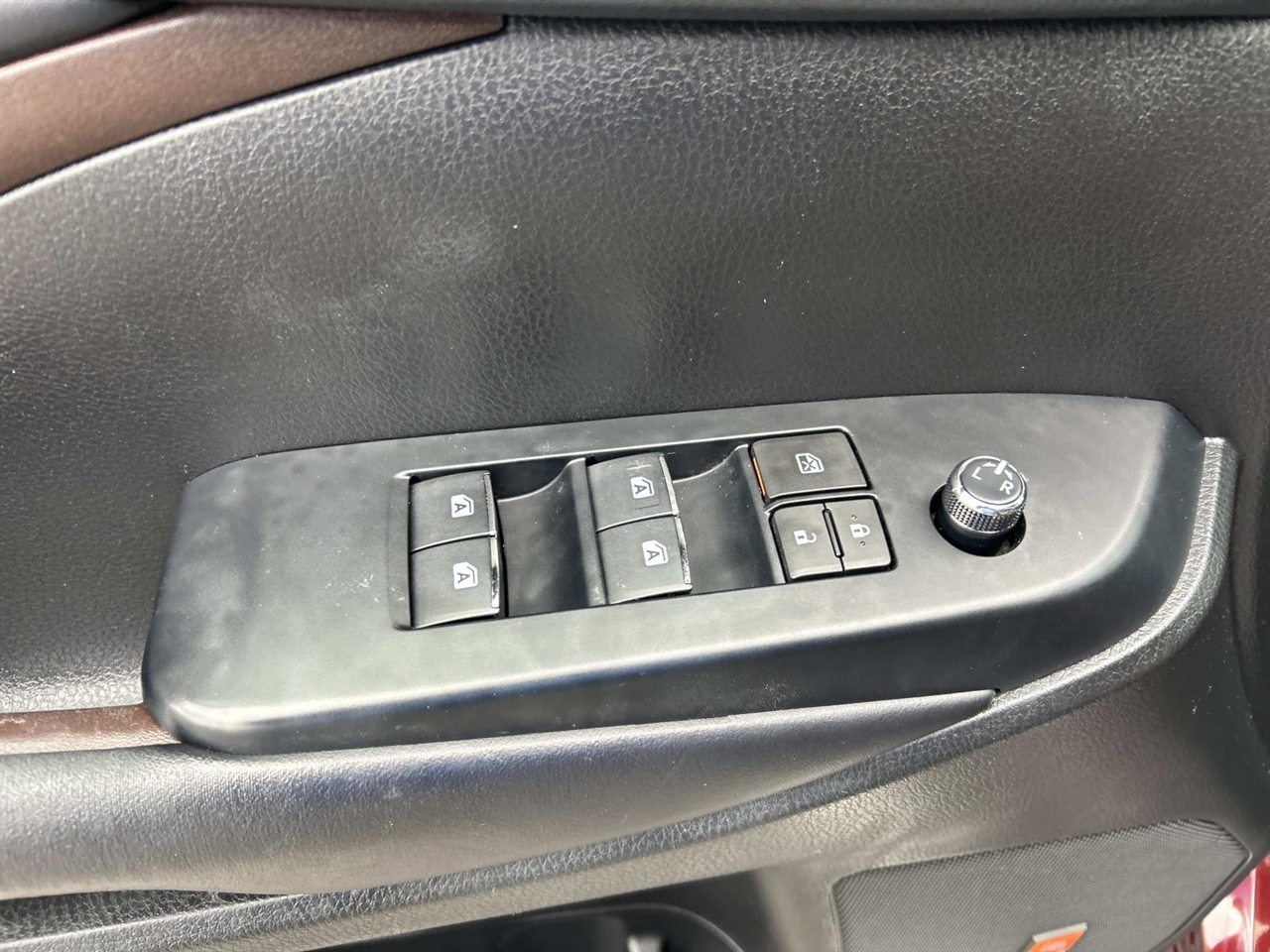 Toyota Highlander Limited V6 FWD (Natl) 2019