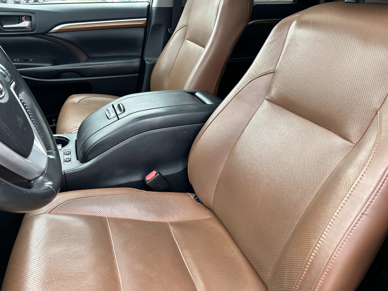 Toyota Highlander Limited V6 FWD (Natl) 2019